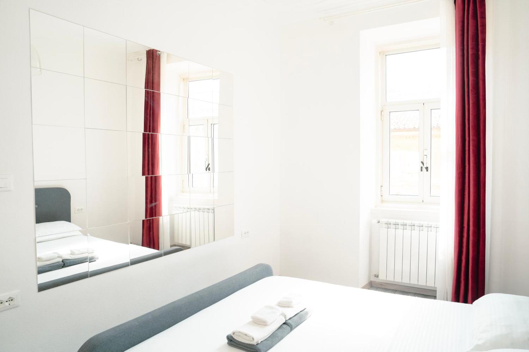 Casa Lina 2 Apartment ตรีเอสเต ภายนอก รูปภาพ